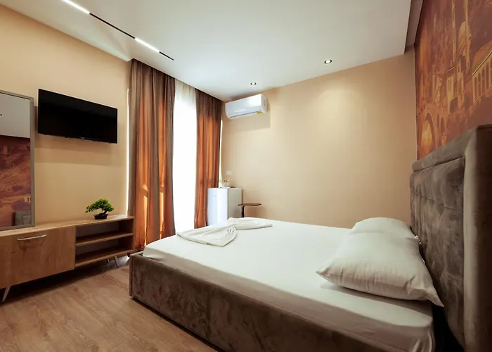 Central Rooms Πανσιόν